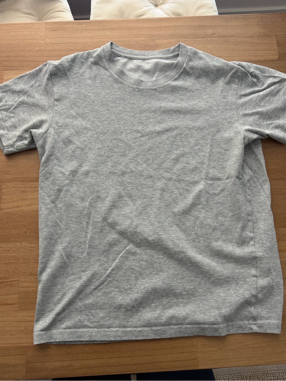 Uniqlo Men's Heather Gray Crew Neck Short Sleeve Tee